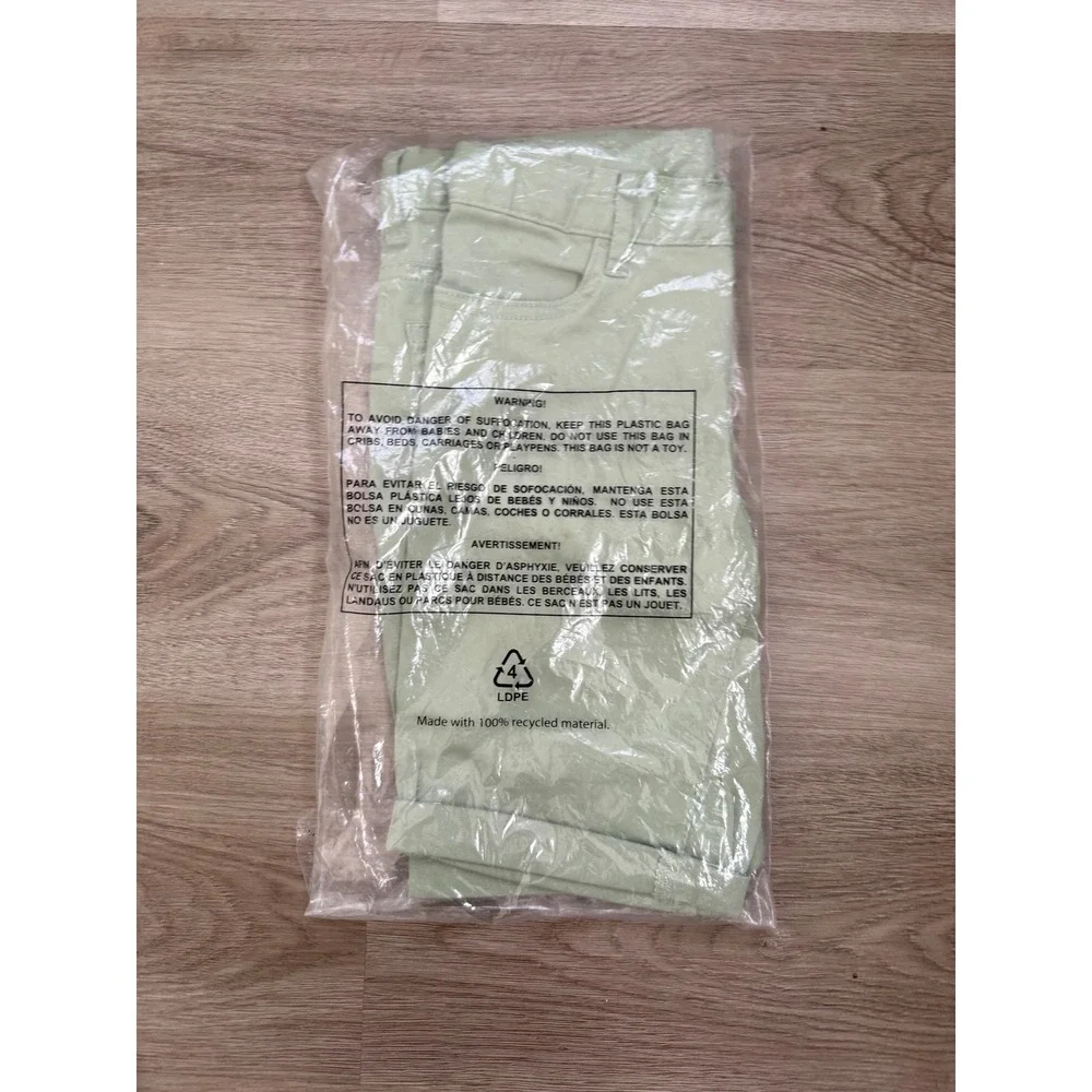 The Childrens Place Girls Shorts Soft Fern Green Size 8 New NWT 3038429005